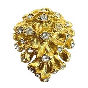 Vintage Signed Trifari Goldtone Pinecone Brooch With Clear Rhinestones